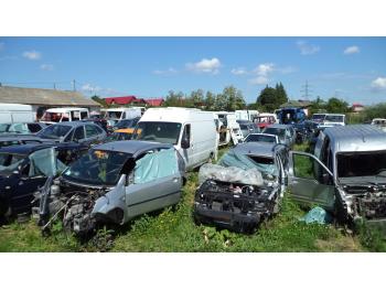 parc-dezmembrari-auto-Iasi-sc-AXA-J&F-DESMEMBRARI-AUTO-SRL-172.htm